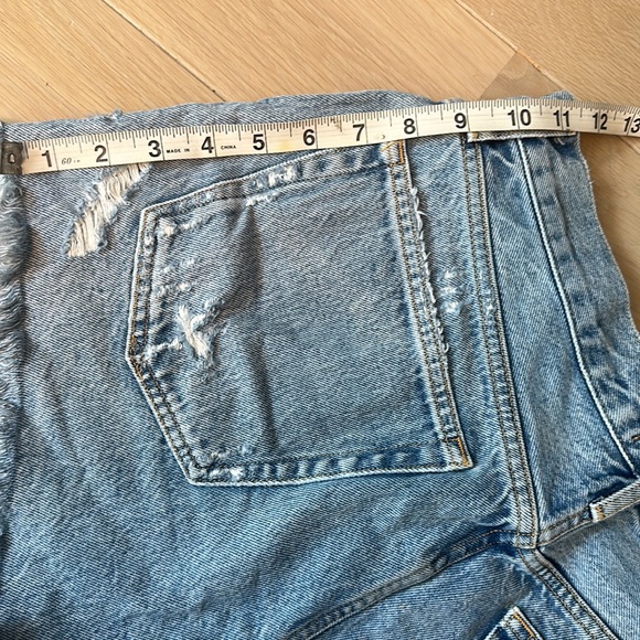 Agolde Parker Vintage Cut Off Shorts - Swapmeet - Picture 4 of 4
